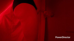 Galy: Glory Hole na disko toaletě, kouřím cizince