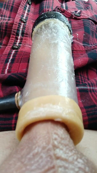 Big Daddy Dommmm: 金星のセックスマシーンのクローズアップビューは急速に私のコックの先端を吸う