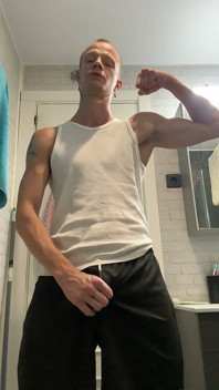 Russian Dude Humilates a Man Online and Cums