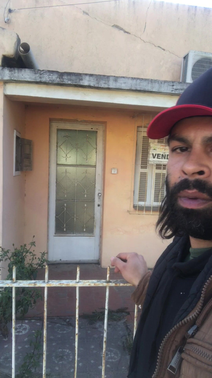 i7Bernard: Vloupání do opuštěného domu.