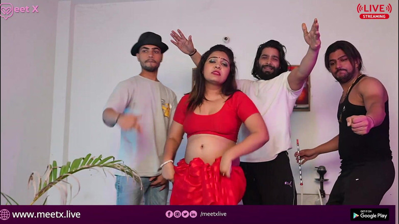 MeetX: Alka穿着红色纱丽服的耸人听闻的性爱