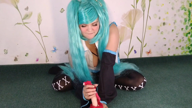 LizAngel: Miku a branlé ta bite avec sa culotte