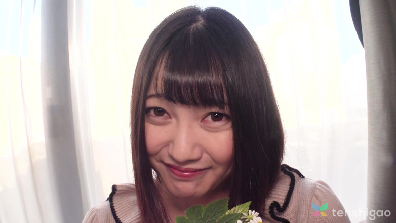 Tenshigao: นานะ โอคาโมโตะ มาเล่นกับเราในชุด OL กับถุงน่องสีดำ