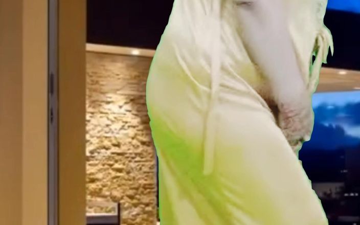 Tasty foundation: हॉट अरबी पत्नी लड़की देसी बड़े स्तन वाली चूत में उंगली करती है video na