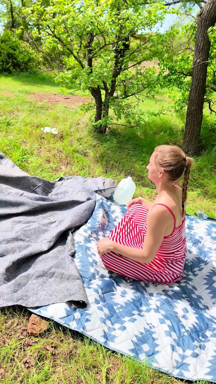 TrixieLoveQos: Backyard Surprise Picnic Turns to Backdoor Surprise Double Anal with...