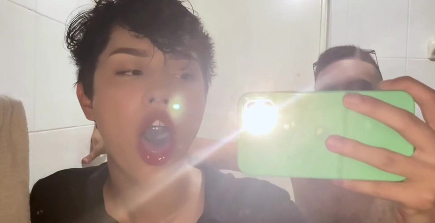 Dilan Castro: Cestovní hetero zloděj šuká zženštilé gay zadek bez kondomu v koupelně...