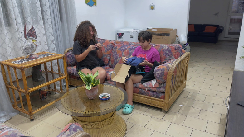 SugarPose: Jasmine'in Ilk Sihirli Hareketi