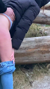 Ho scopato la figa bagnata della mia ragazza e lei mi ha succhiato il cazzo
