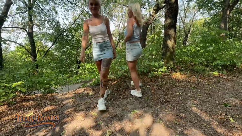 Texas and blondes: Mr. texas lagi asik nyepong kontol di taman sebelum dicrot...
