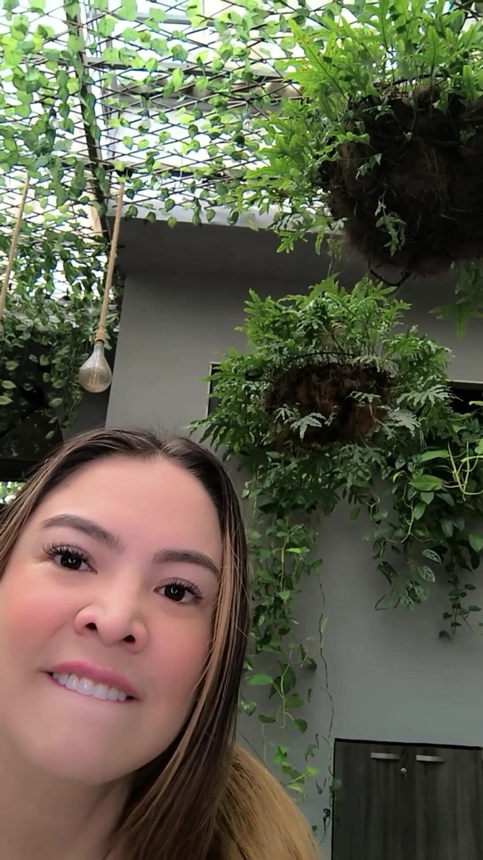 DanielaGomezz: Busty Blonde melancap Dalam Mubaligh Sehingga Dia Mempunyai Organ