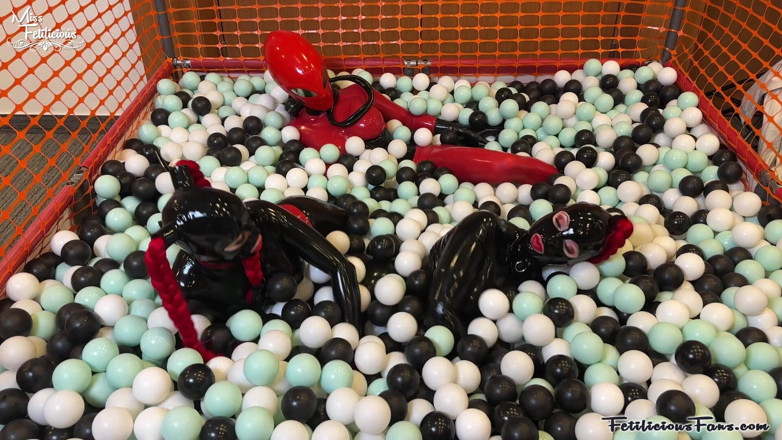 Miss_Fetilicious: Bollgropen i full gummi