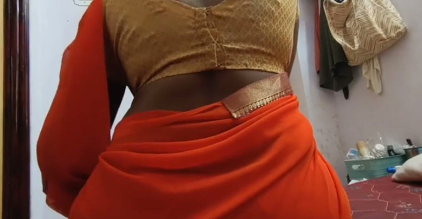 Kavitha_Vintho_: Indische tamilische tante geht nach Temple Dann sprach sie mit...