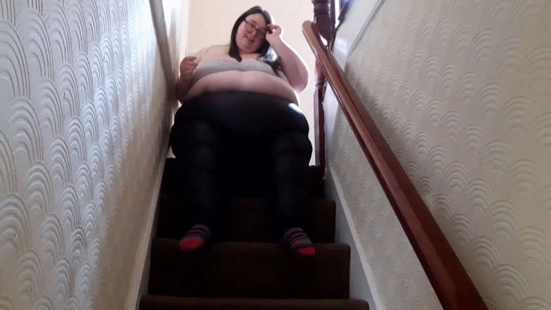 SSBBWLadyBrads: BBW SSBBW stairway to heaven - stairs
