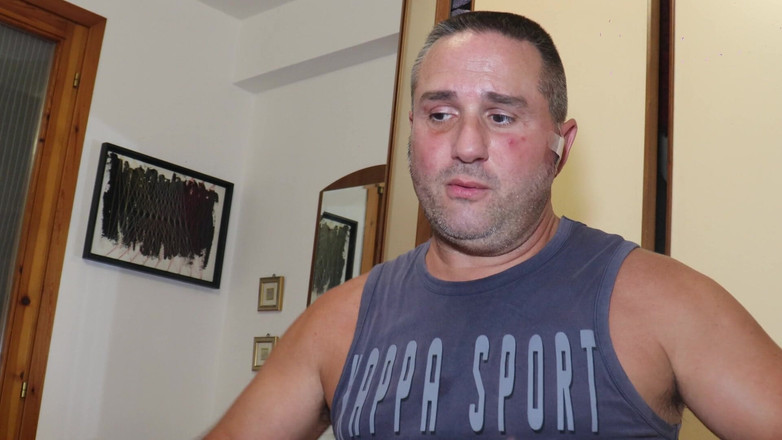 Pandora Hub Production: Une femme au foyer mature à forte poitrine veut se faire...