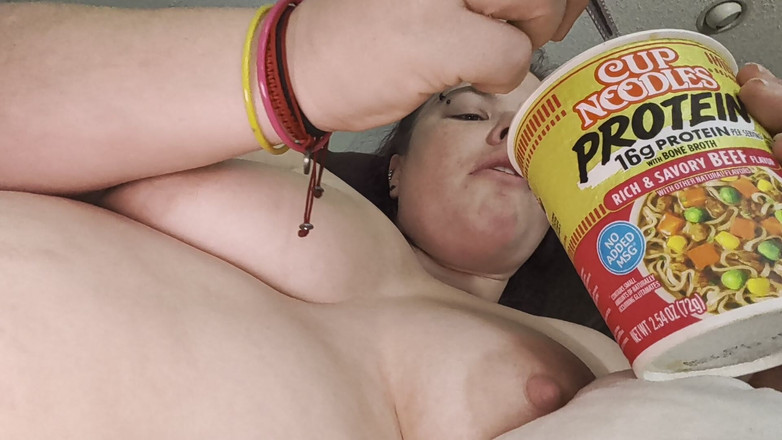 TheKinkyPwrLftr: Eat Lunch with Me