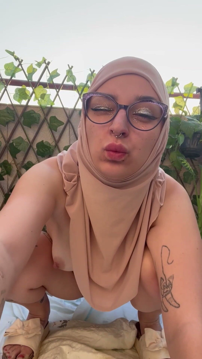 lanalovacutie: Muslim-pissing-for-u