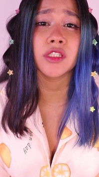 New Video! Daddy Please Take My Virginity