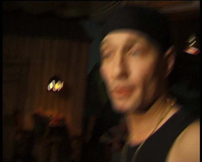 Under German Roofs: Duitse sletten willen een lange pik in hun poesje om...