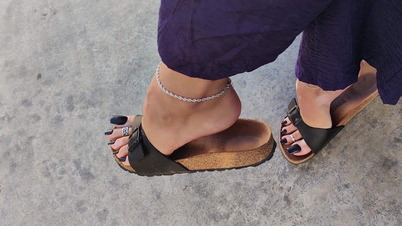 Goddess Lena: На відкритому повітрі в Birkenstock