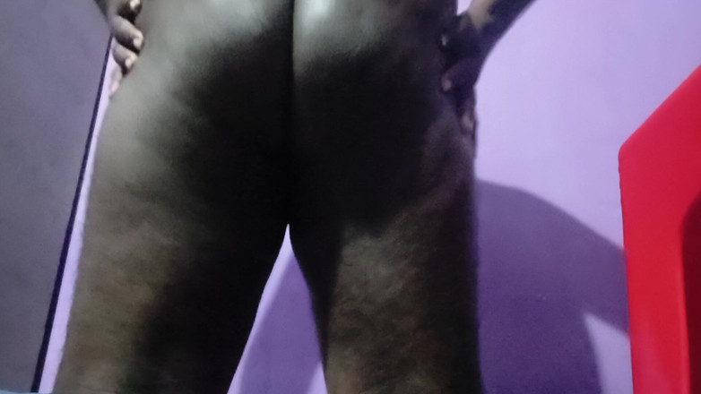 CarvingShovel: Tamilská masáž olejem a mačkání prsou