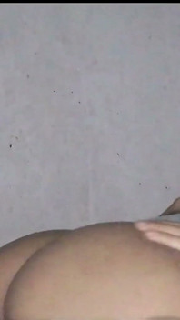 Moje nevlastní sestra +18 mě zve do jejího pokoje - Mrdka s velkým zadkem