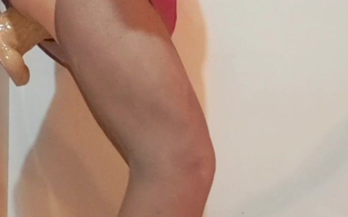 covo_sissy_cross: Zawsze i gotowy na silny tyłek !!