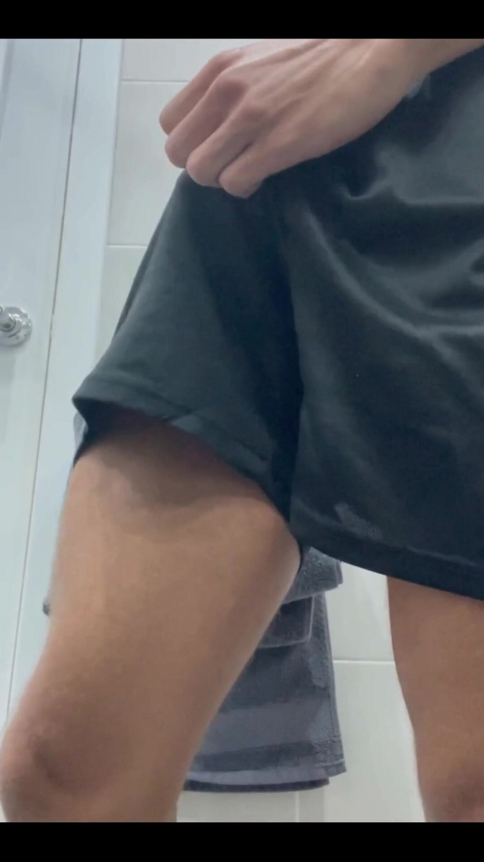 Twohotb: Do You Like Sport Shorts? We Definitely Do