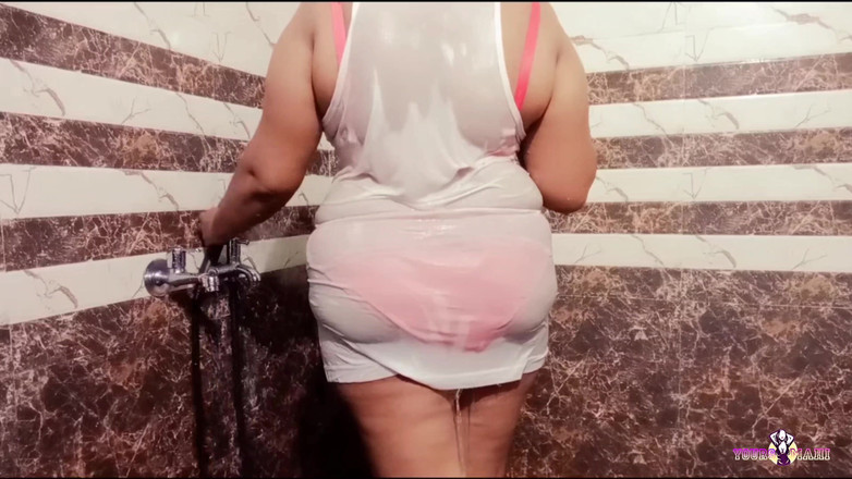 Pussy_mahi: My Stepson Watching Me Secretly When I Was Take a...