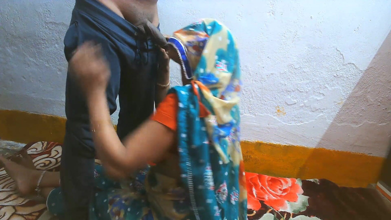 Busty Banuu: dilli hot haus naukraani seks