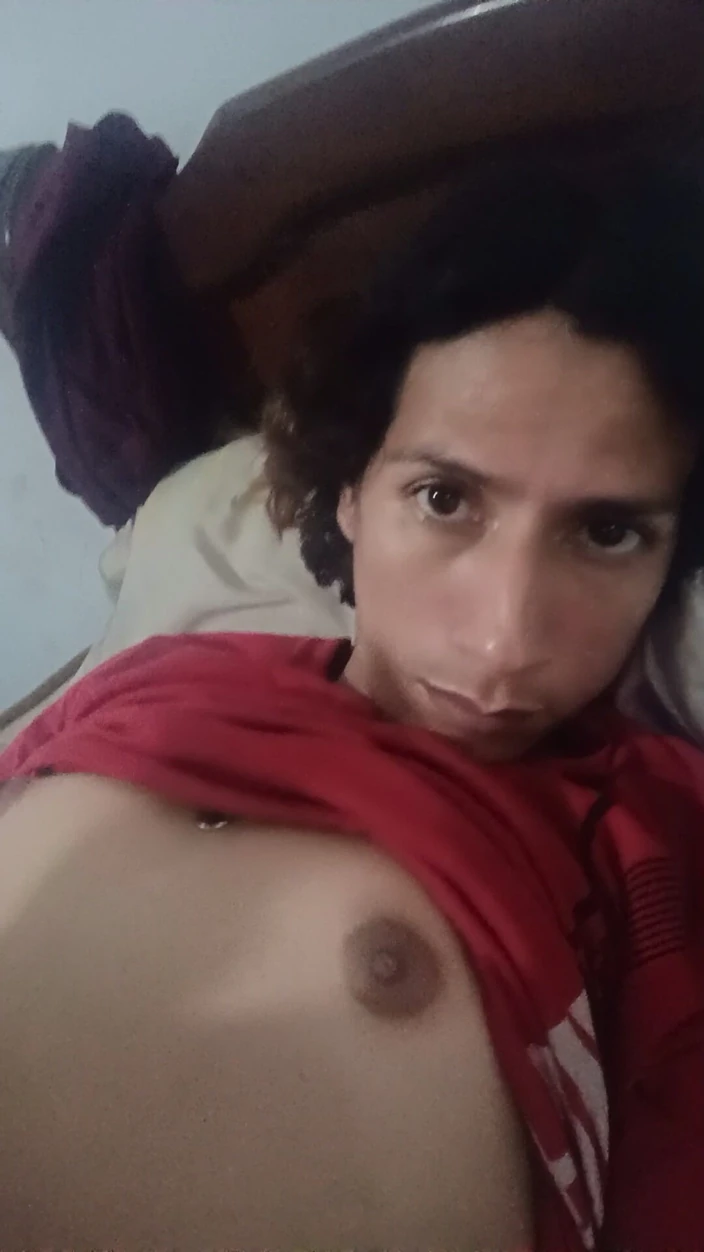 Femboy from Colombia: Suger det läckert med all rörelse