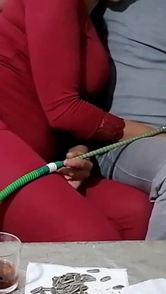 Salma Arab: Macecha čichá její sperma tanga - to není táta, je to tvoje...
