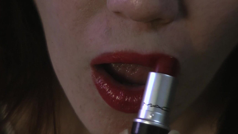 Evangelines Fetish: Cihlová rtěnka na gauči