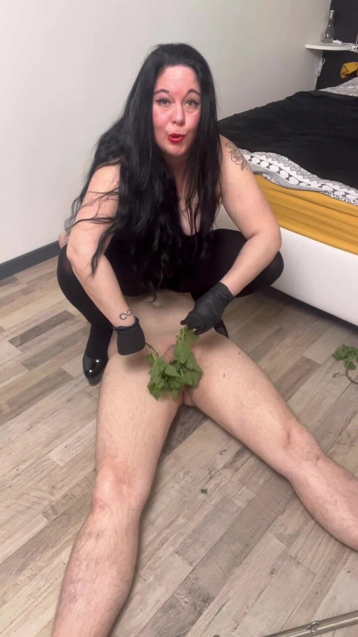 Maitresse Clara: Isınırcıkları acıtır...