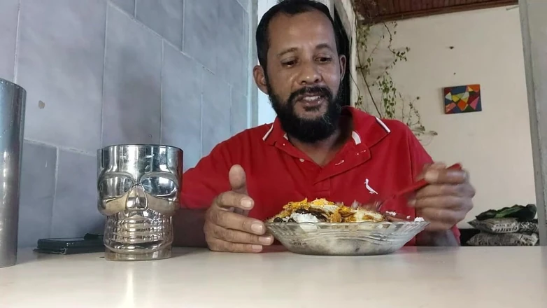 Stink HairyMale: Time of Lunch
