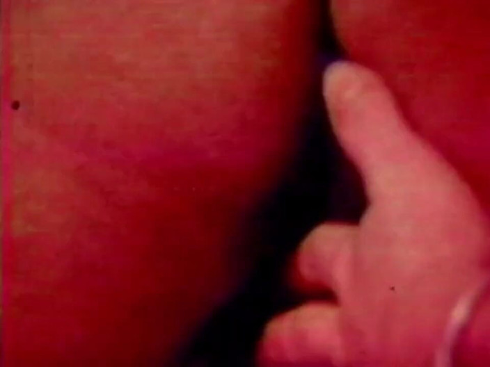 Vintage Usa: Trío vintage caliente para dos chicas salvajes