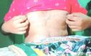 Gauri Sissy: Indian Gay Crossdresser Gaurisissy XXX sex în roz Lehanga apăsând sânii...