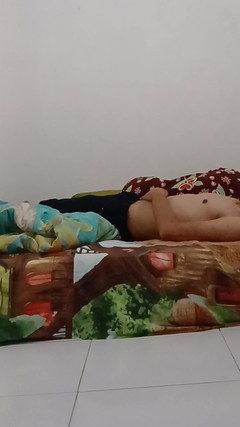 KingLeo: De Huishoudster Neuken in Haar Kamer