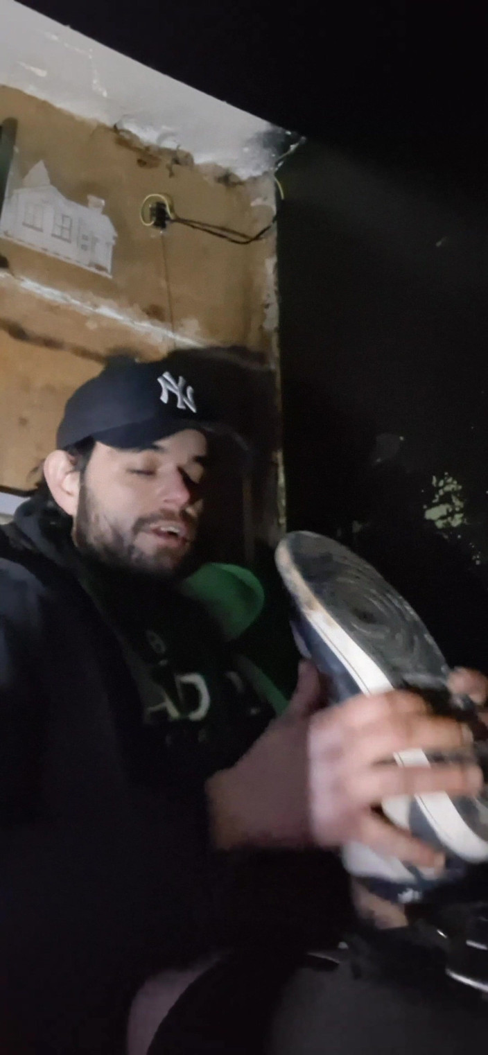 jerkofflover: Cực khoái tuyệt vời của tôi trong đôi giày Nike của...