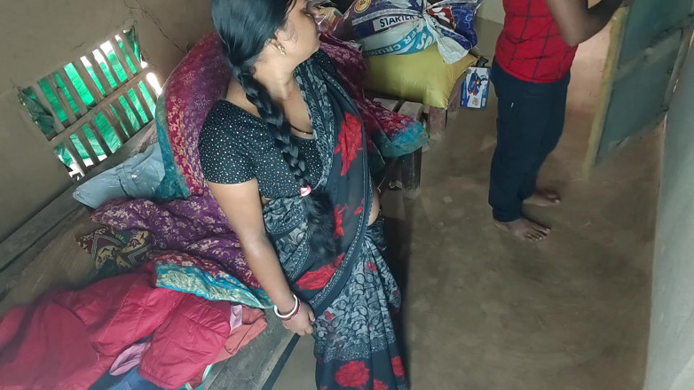 Raju Raju: Mencium pepek saya, mengongkek saya berbogel, menikmatinya di kampung India