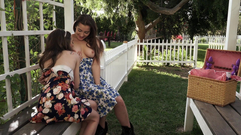 Pussy Land: Riley Reid and Dani Daniels have lesbian sex outdoors