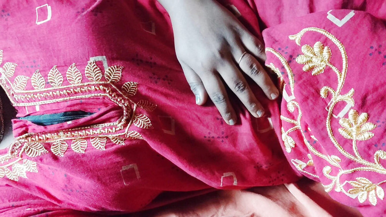 Realmallucouplevlog: 喀拉拉邦女孩独自在宿舍里