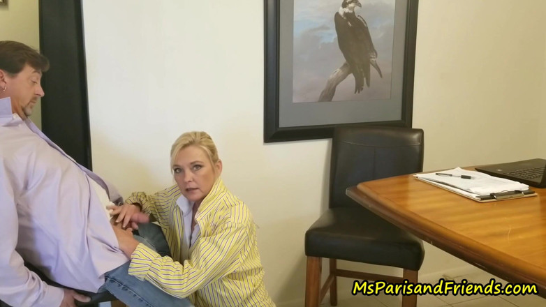 Ms Paris and Friends: La Sra. Paris recompensa a su mejor vendedor