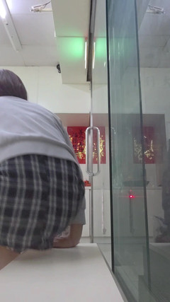 Taiwancdgirl: Czerwone koronkowe majtki