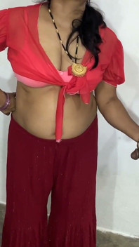 Hot Indian Girl Blowjob Boobs Pressing Fucking and Cumshot on Her Thighs