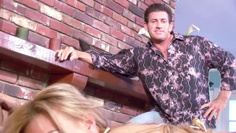 Anal Invasion: Impact anal fou pour une blonde sexy