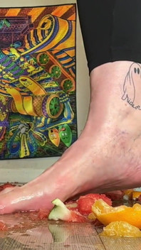 67 Giantess Size 16 Slo-mo Feet Crush Slow Motion Oranges & Watermelon Destruction