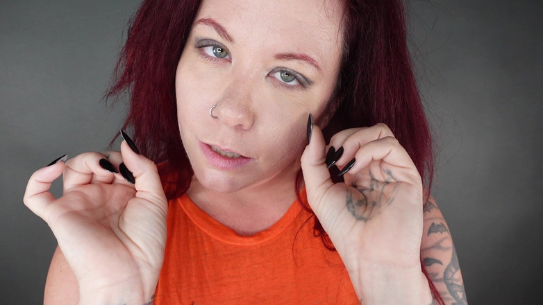 Deanna deadly: POV Halloween kietelt tot een orgasme met lange scherpe zwarte...