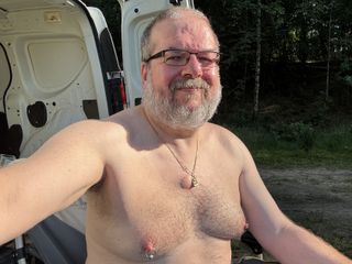 Qualzucht: Трохи веселої риболовлі на озері