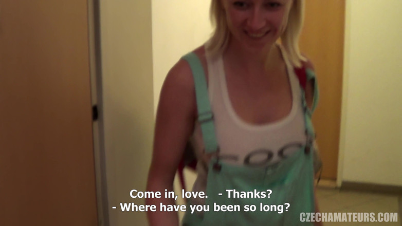 CzechAmateurs: चेक शौकिया 86 बड़े स्तनों वाली सुनहरे बालों वाली