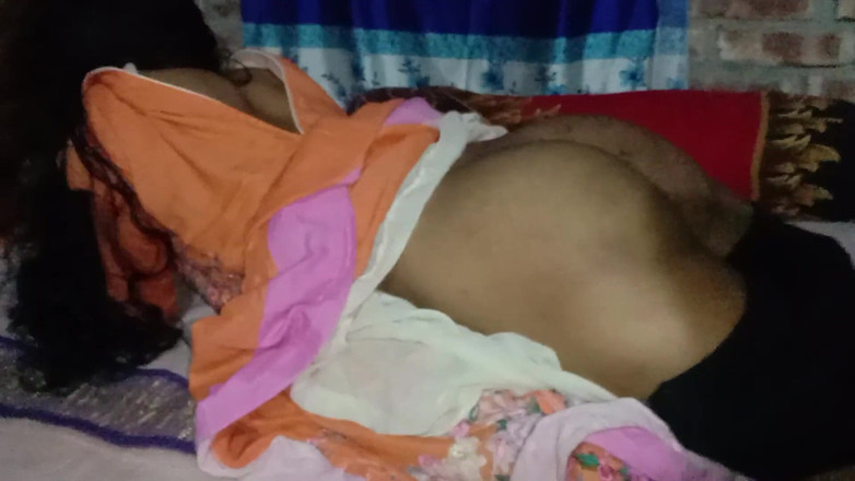 Deshi women: Première baise avec ma copine étudiante en train de baiser ma...